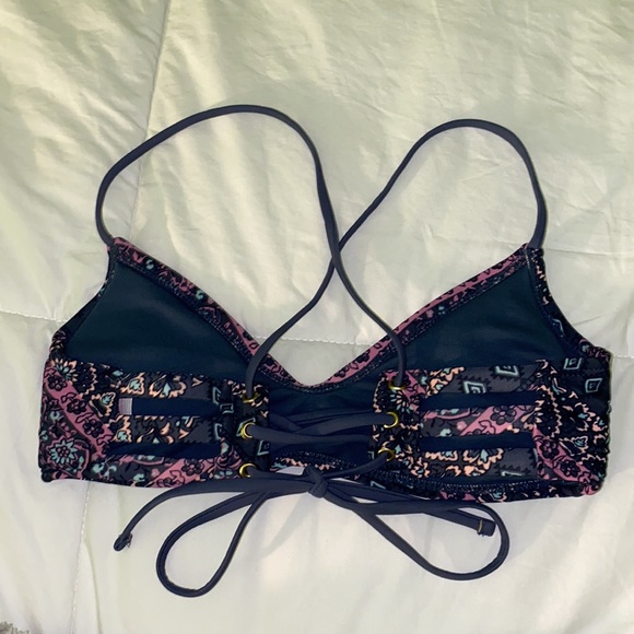 Target Bikini Top - Picture 2 of 3